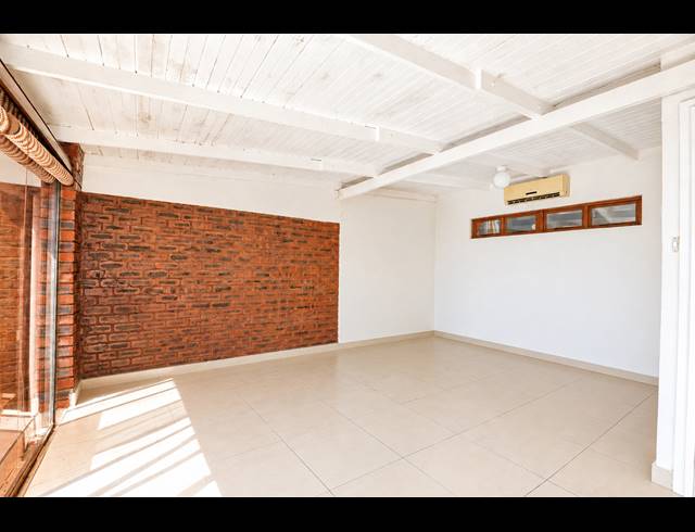 4 BEDROOM APARTMENT FOR SALE IN MUSGRAVE